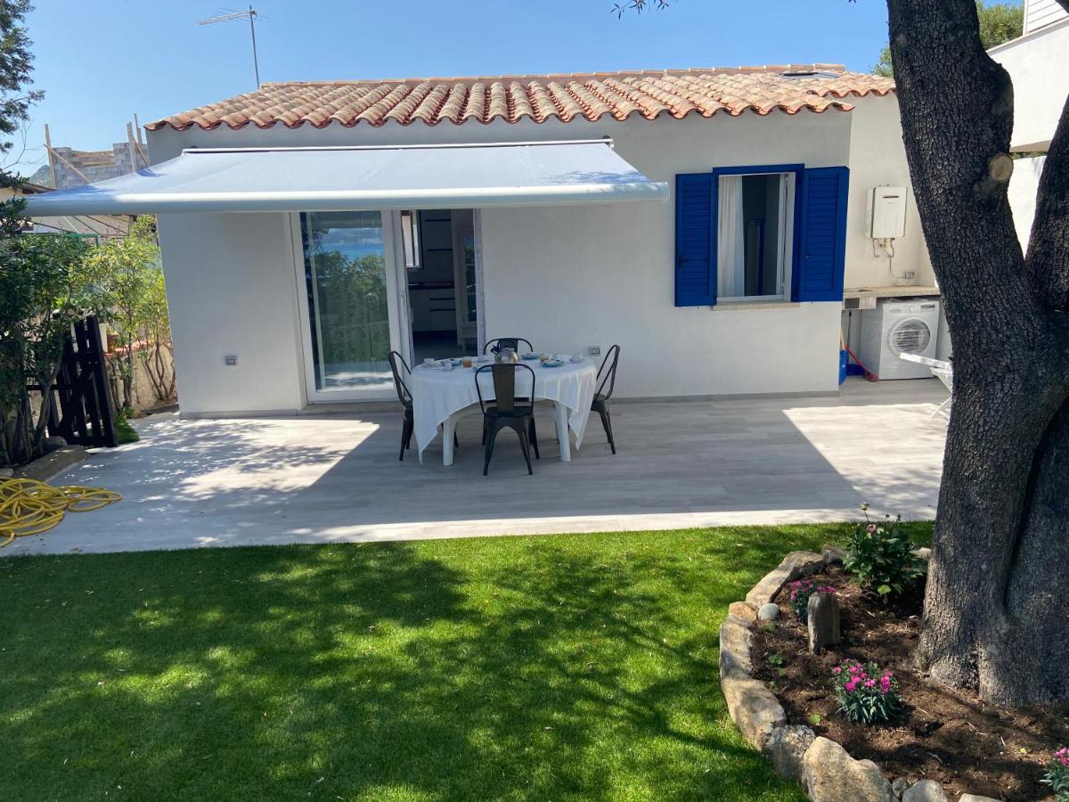 La Casa Sull'Acqua Villa Olbia Bagian luar foto